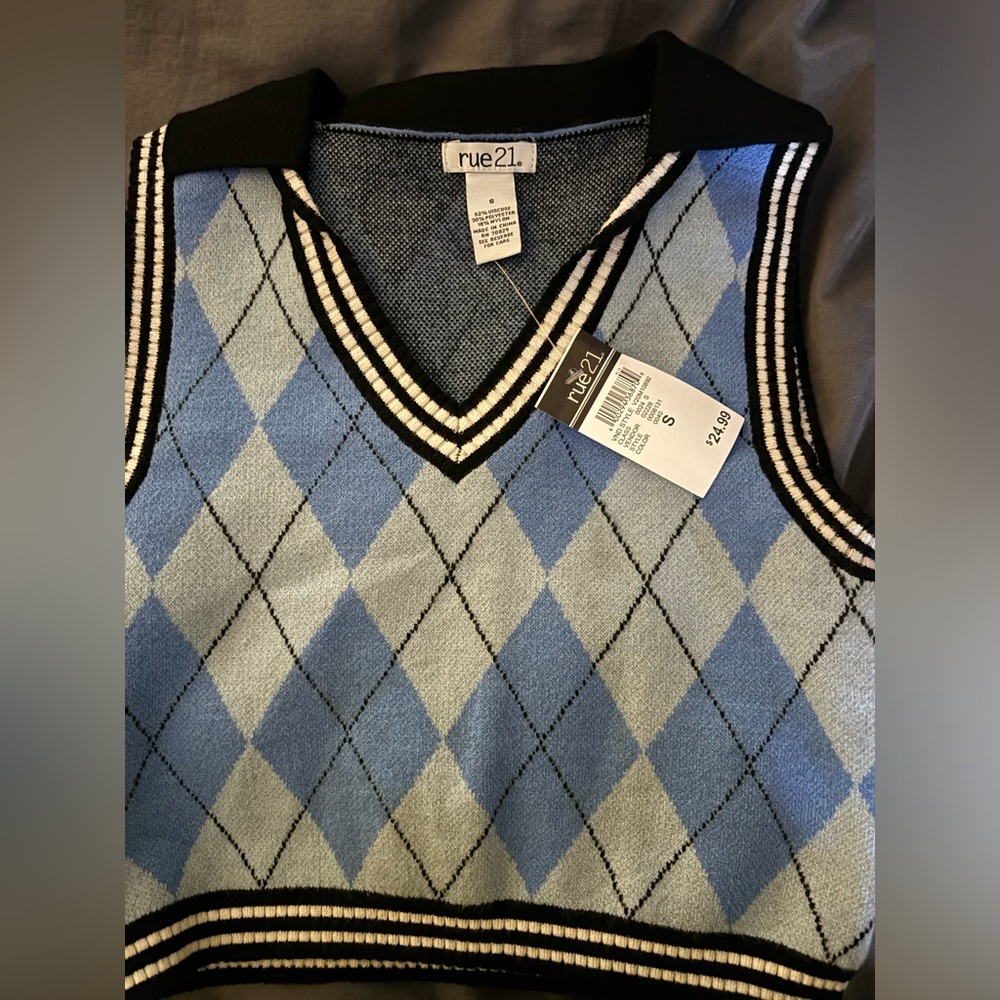 Rue 21 sweater vest